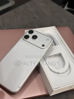New Apple iPhone 17 Pro Max 256 GB Silver