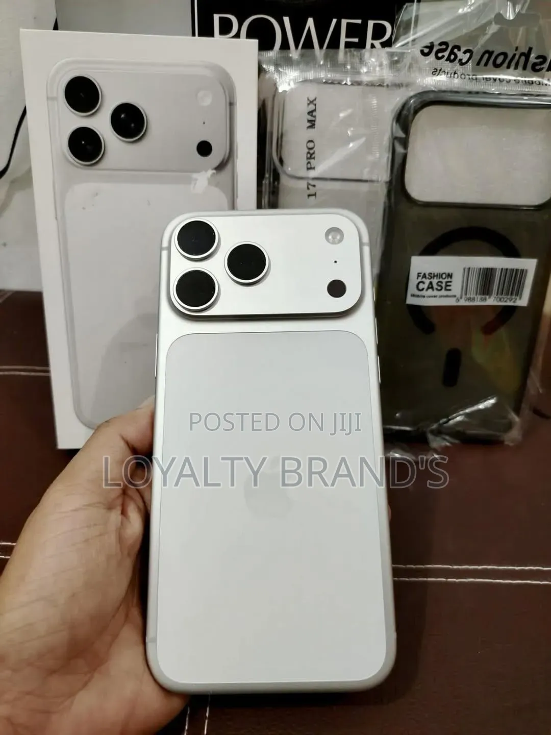 New Apple iPhone 17 Pro Max 256 GB Silver