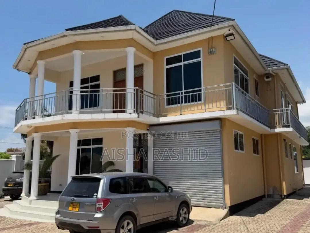 Furnished 4bdrm Apartment in Bunju for rent