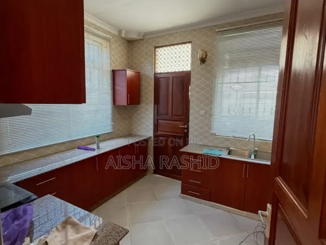 Furnished 4bdrm Apartment in Bunju for rent