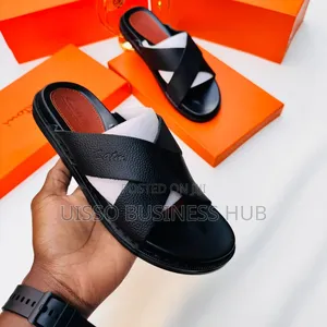 🧣Clarks Smart Sandals 🩴