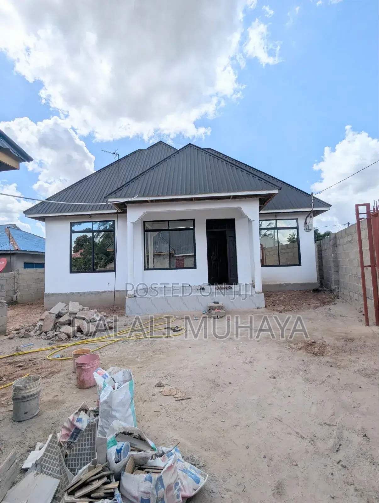 6bdrm House in Rada, Pugu for sale