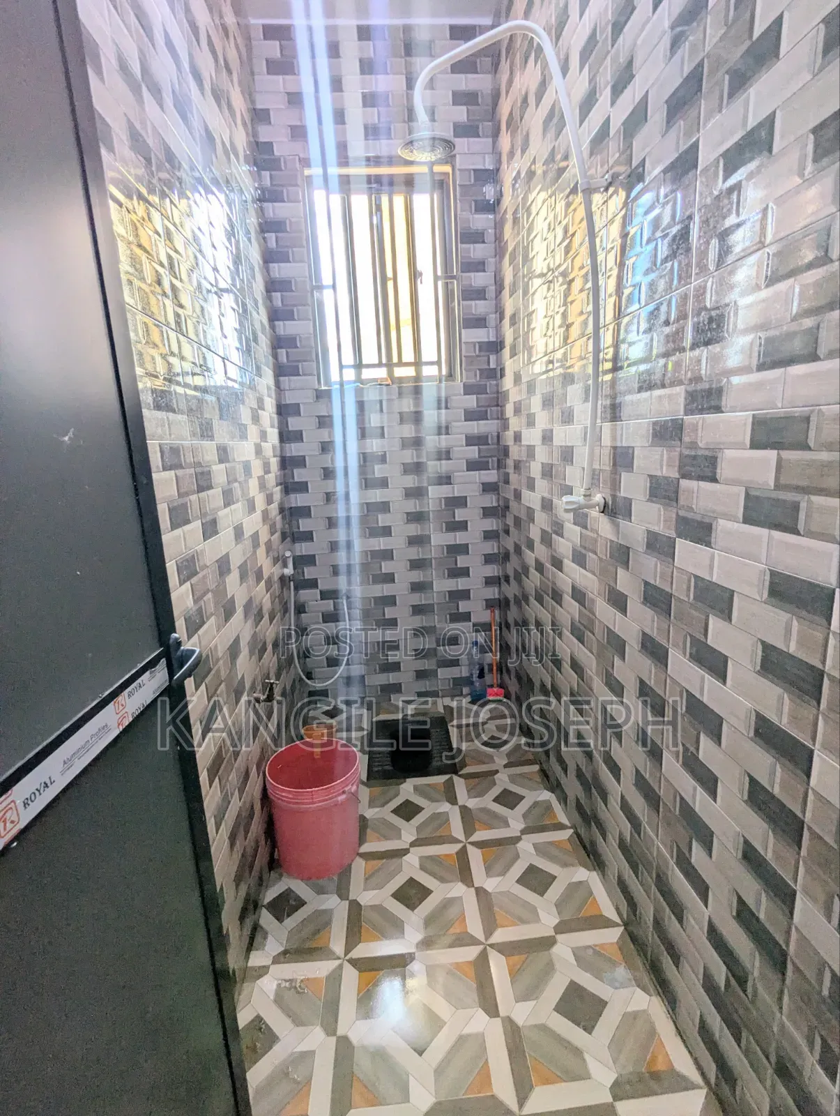 6bdrm House in Rada, Pugu for sale
