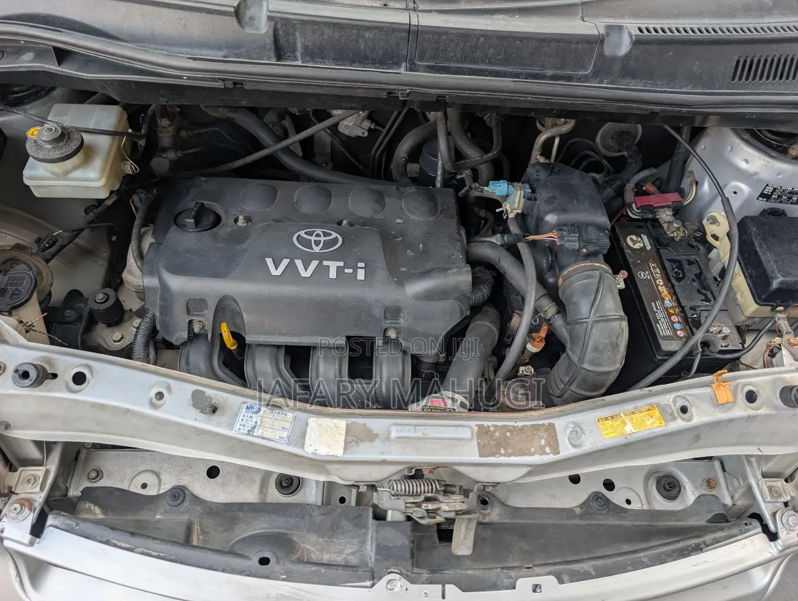 Toyota Porte 2004 Silver