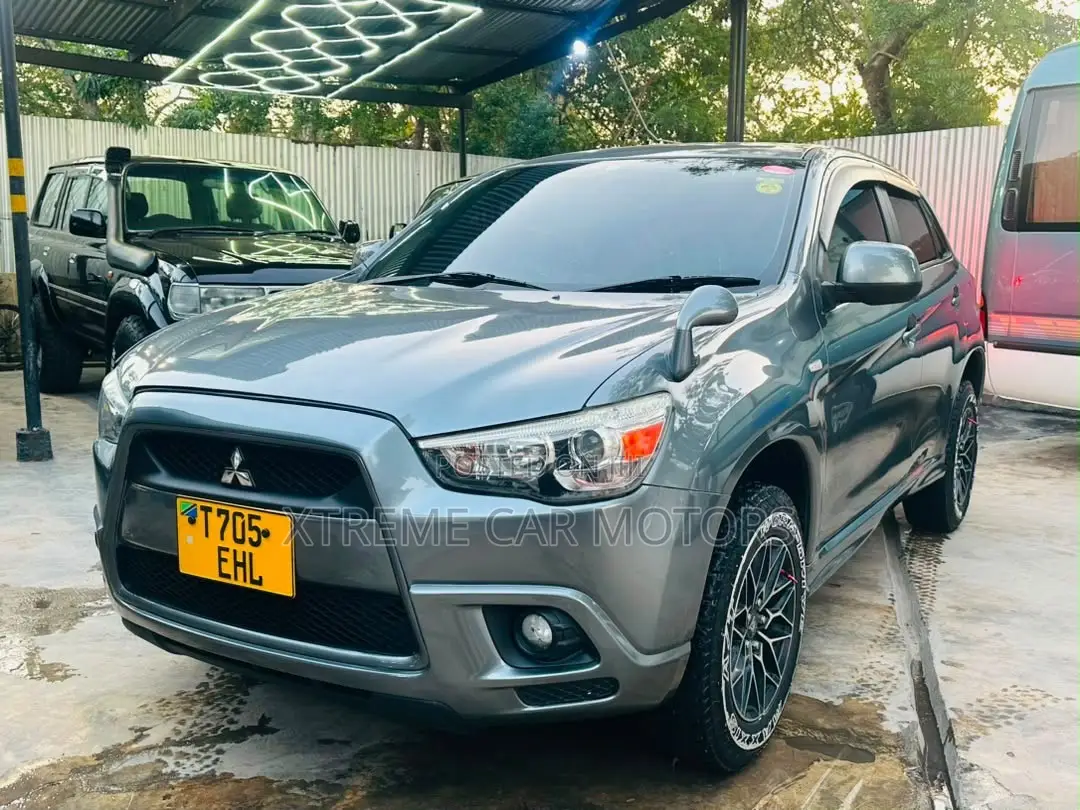 Mitsubishi RVR 2.0 2011 Gray