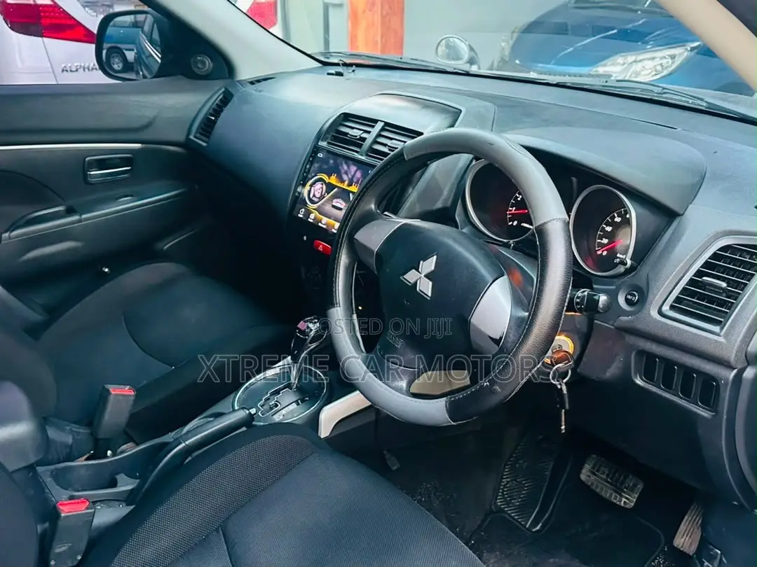 Mitsubishi RVR 2.0 2011 Gray
