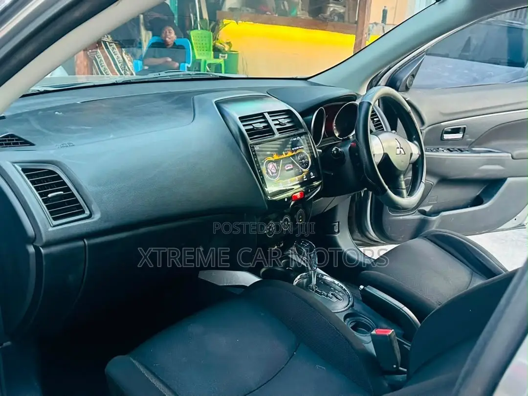 Mitsubishi RVR 2.0 2011 Gray