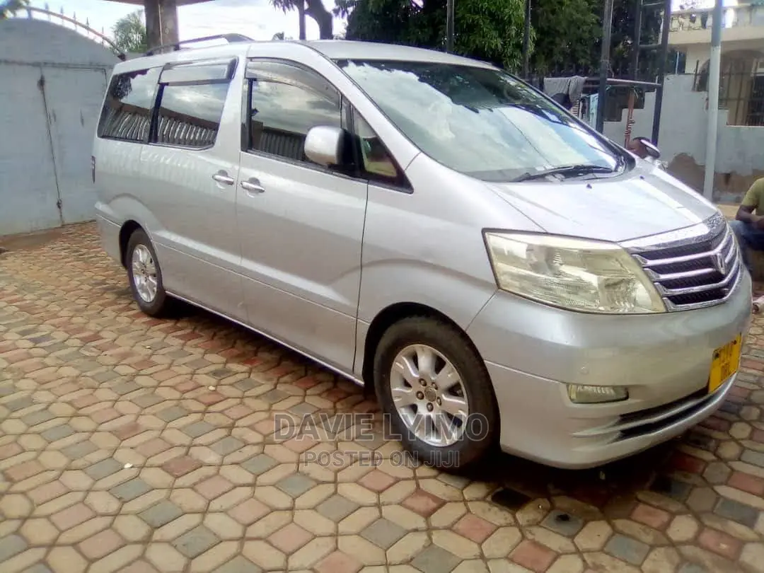 Toyota Alphard 2005 Silver