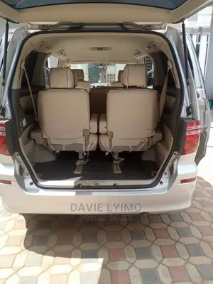 Toyota Alphard 2005 Silver