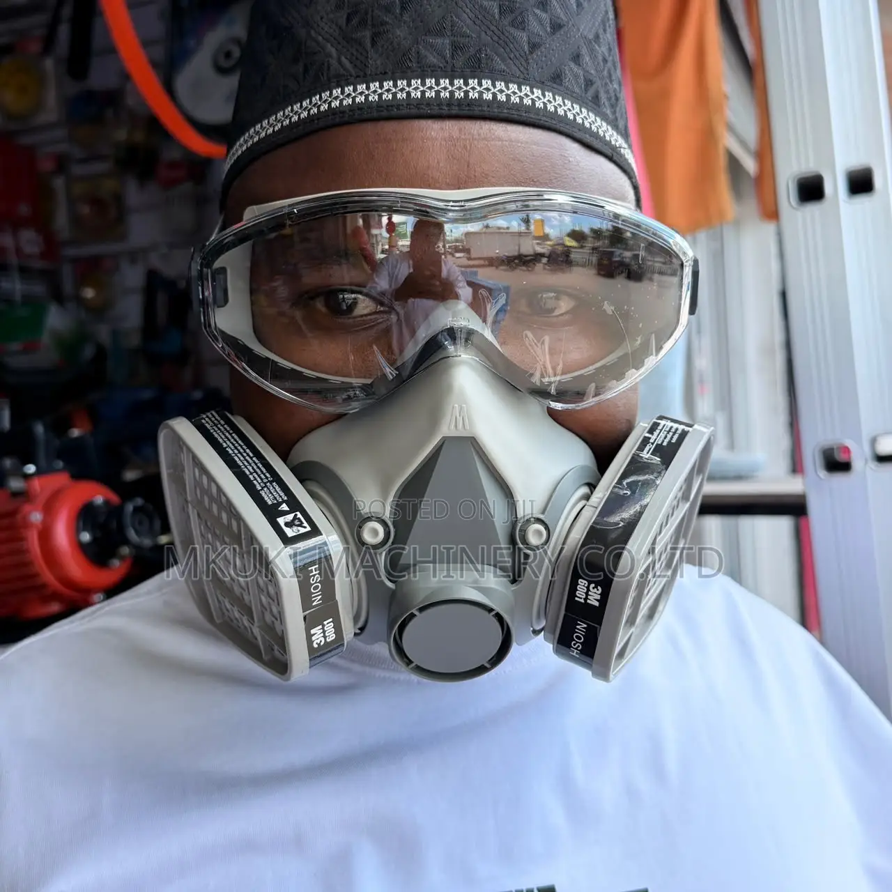 Half Piece Respirator Mask + Safety Goggles