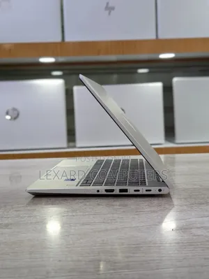 Laptop HP ProBook 440 G10 16GB Intel Core i7 SSD 512GB