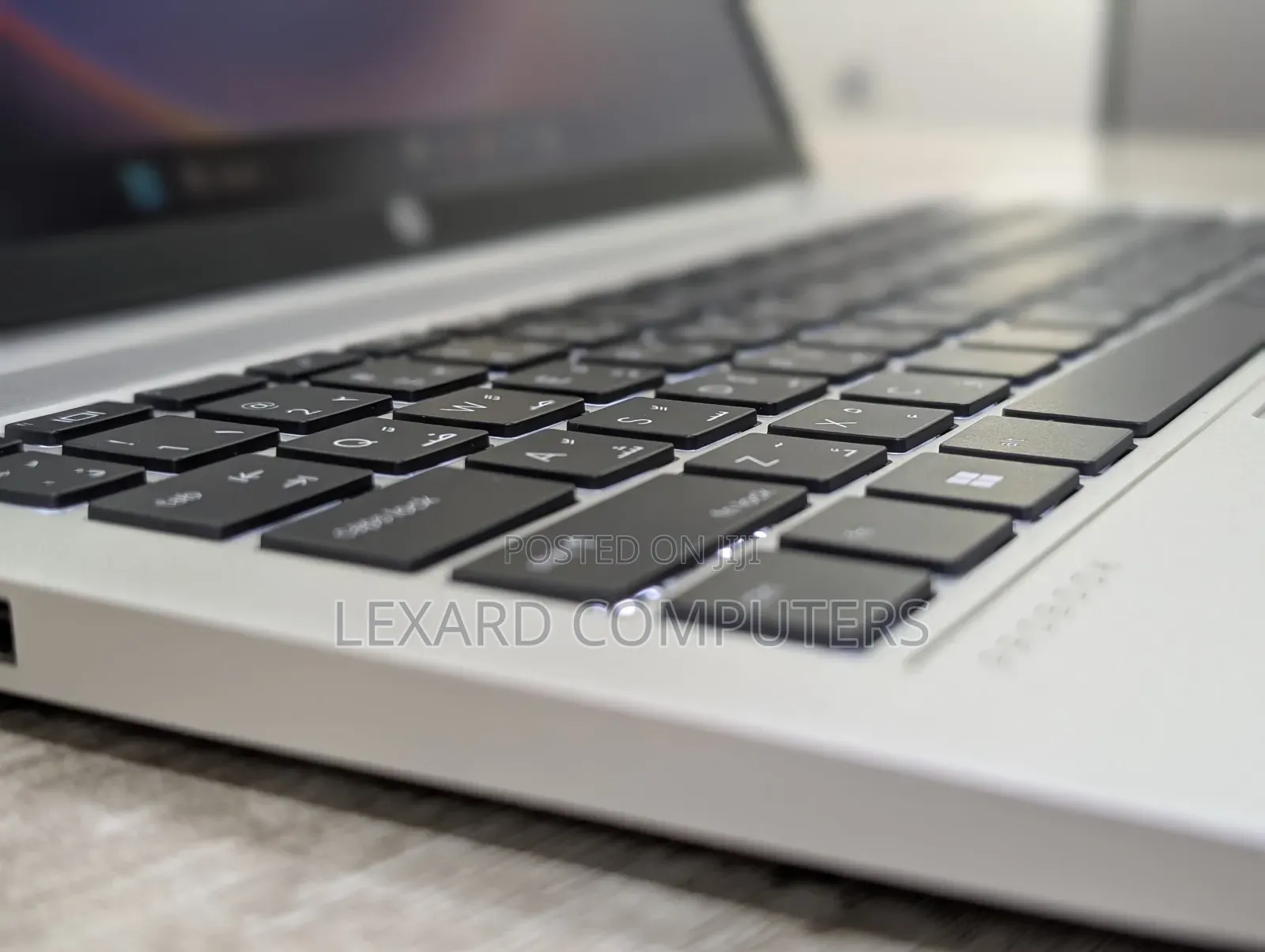 Laptop HP ProBook 440 G10 16GB Intel Core i7 SSD 512GB