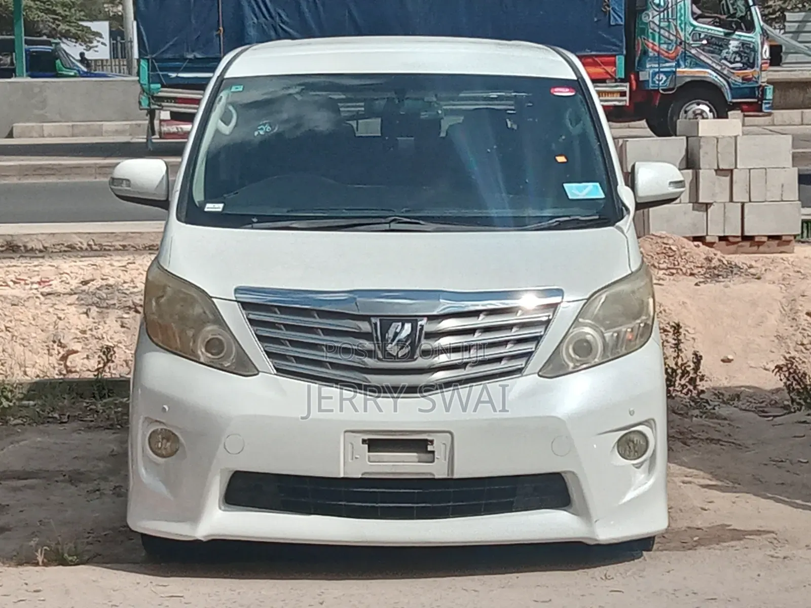 Toyota Alphard 2009 White