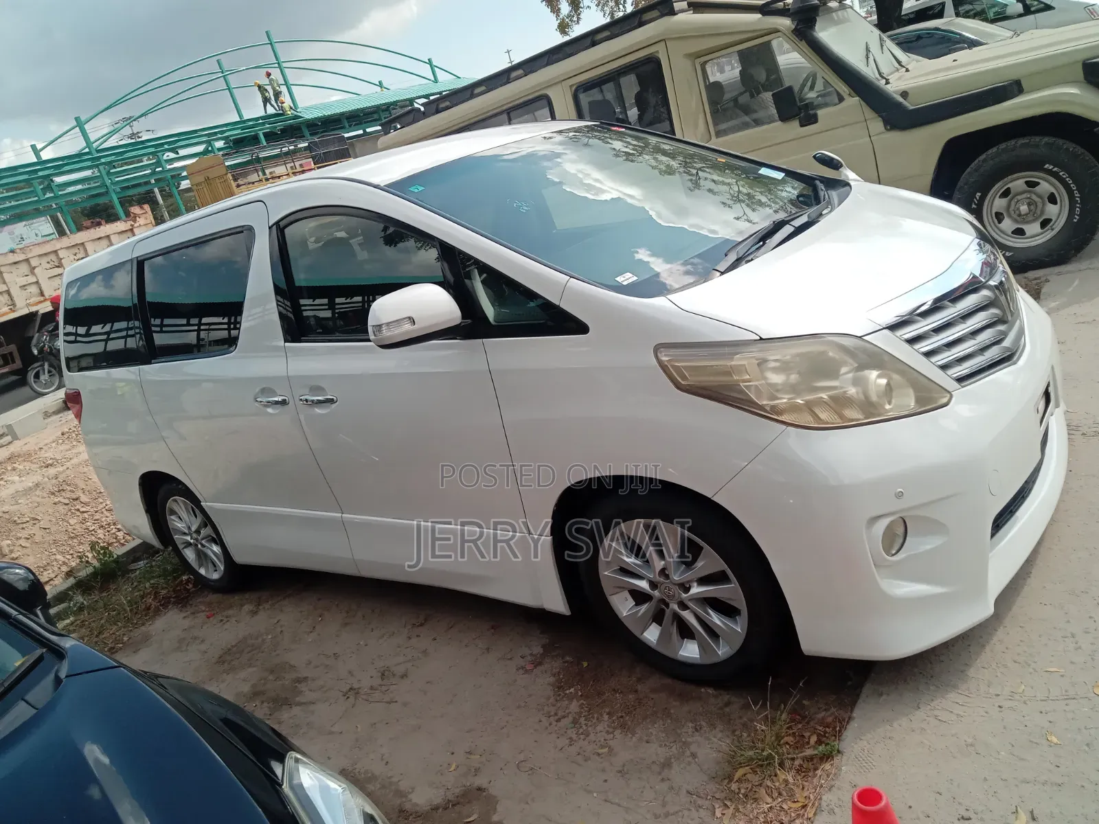 Toyota Alphard 2009 White