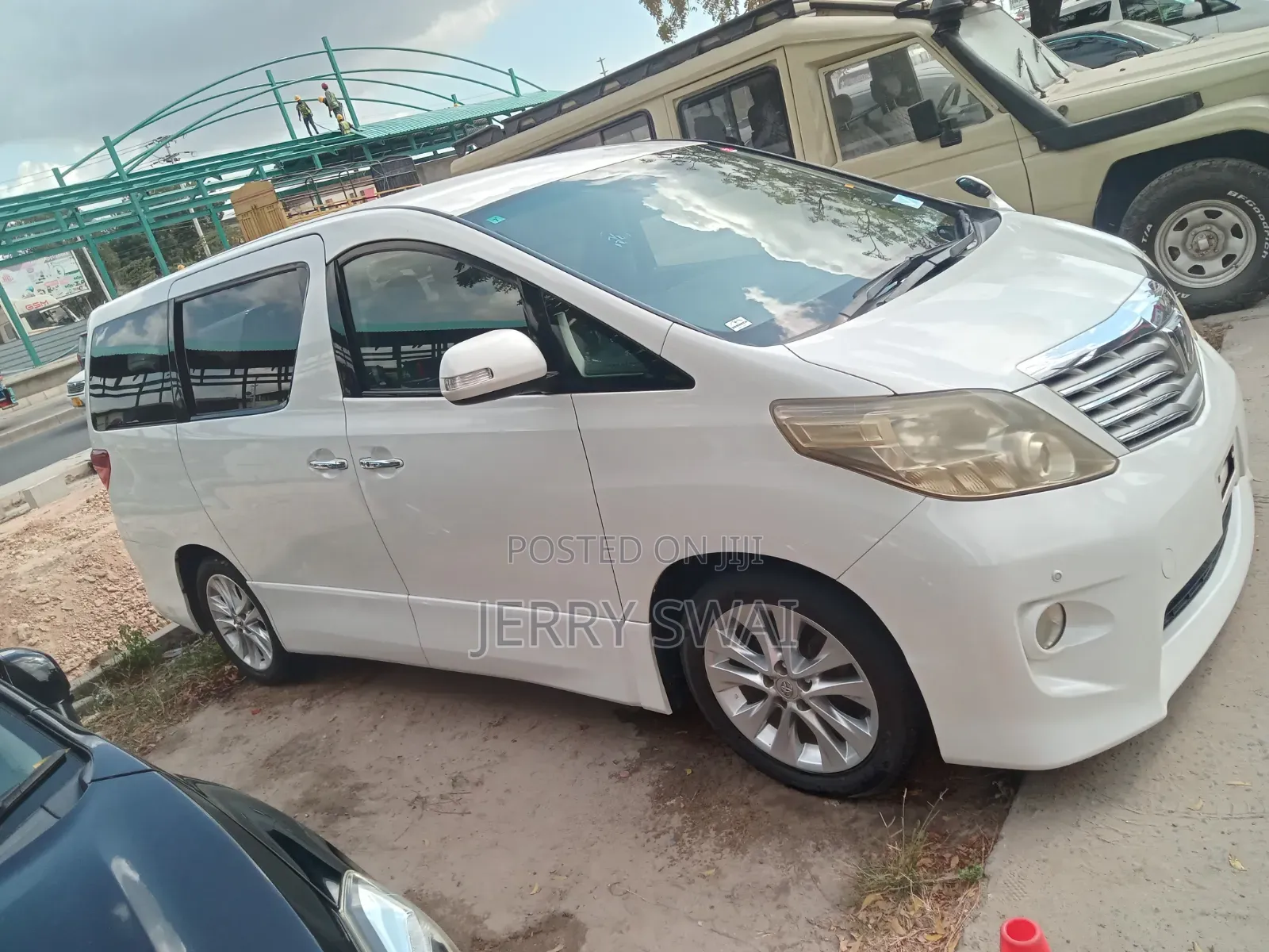 Toyota Alphard 2009 White