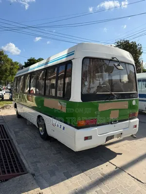 Mitsubishi Fuso Rosa 1997 Green