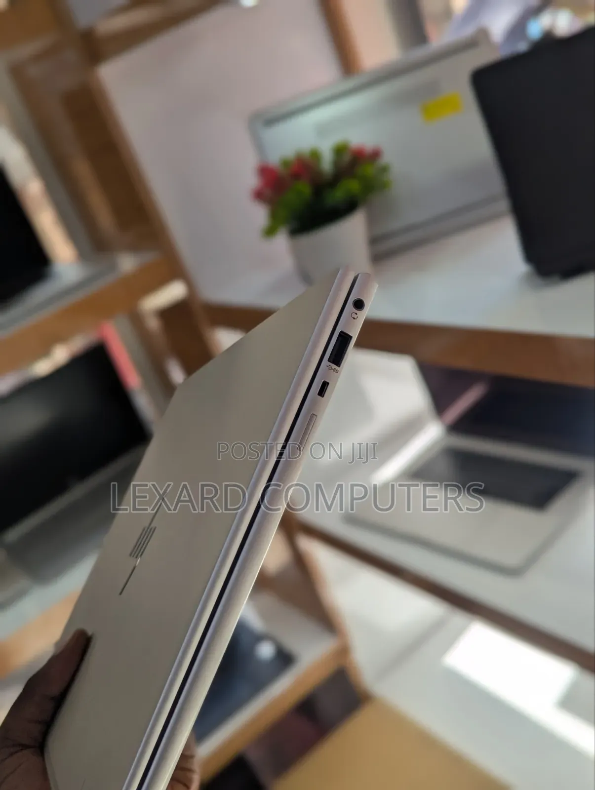 Laptop HP EliteBook 840 G10 16GB Intel Core i7 SSD 512GB