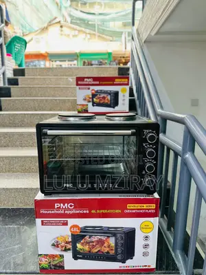 Microwave With Plate
