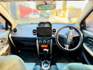 Toyota IST 2004 Blue