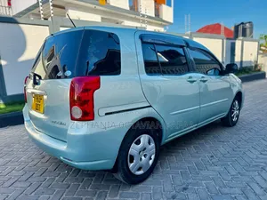 Toyota Raum 2004 Blue