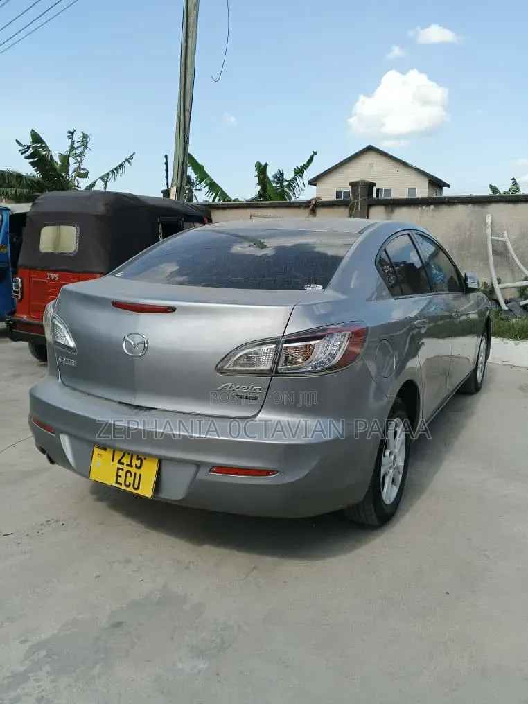 Mazda Axela 2012 Silver