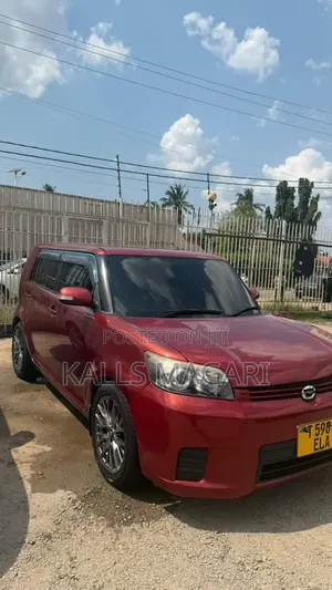 Toyota Corolla Rumion 2009 Maroon