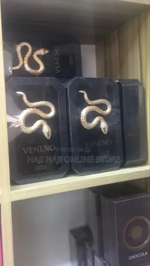 Veneno Scarlet French Avenue for Women and Men