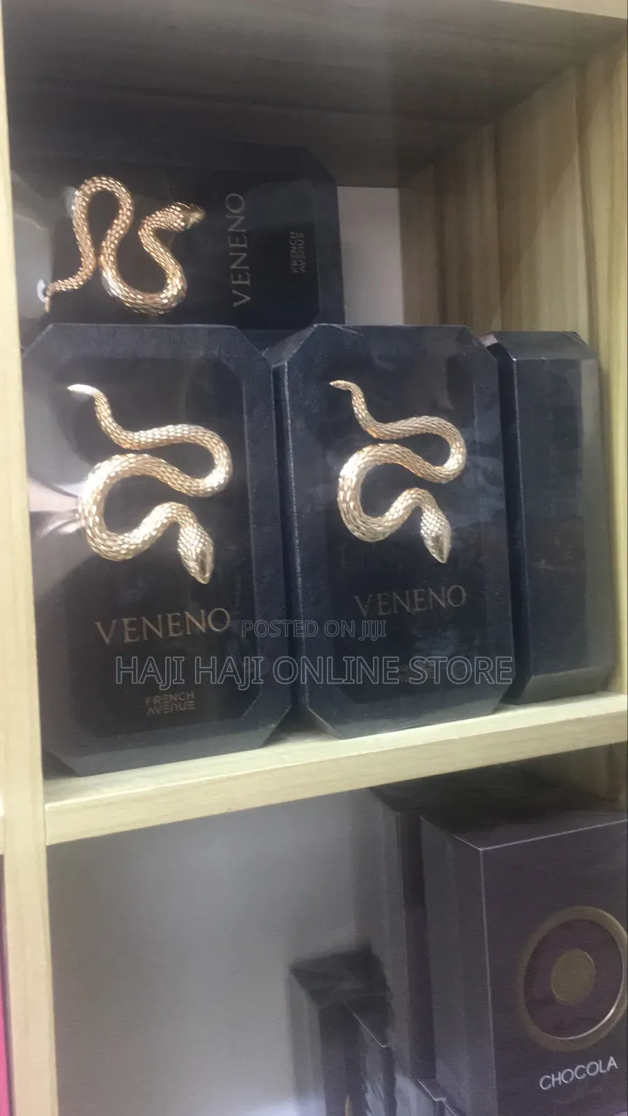 Veneno Scarlet French Avenue for Women and Men