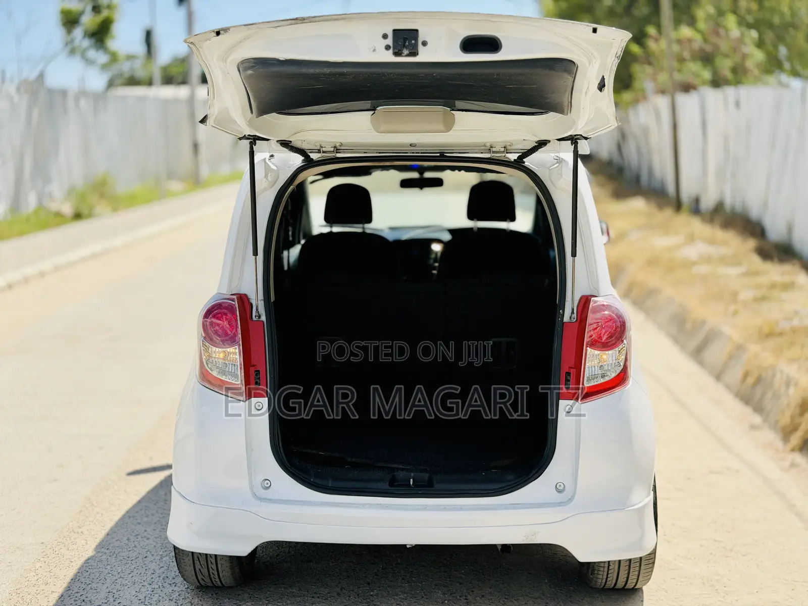 Toyota Ractis 2005 White