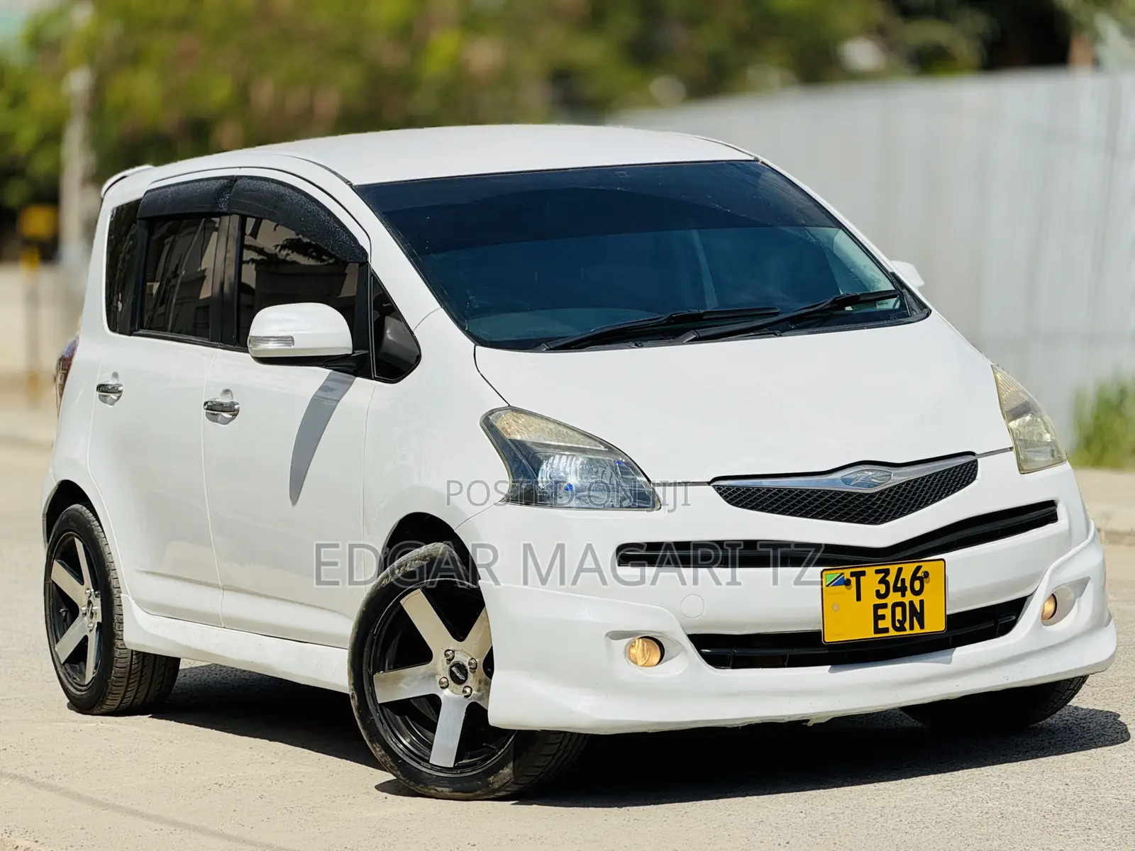 Toyota Ractis 2005 White