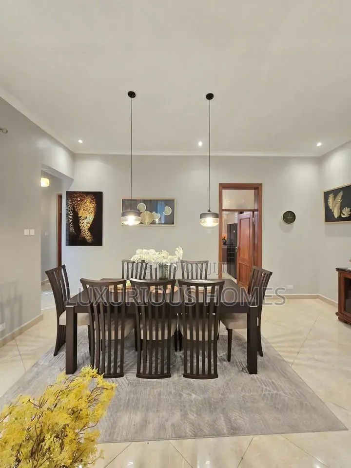 Furnished 4bdrm Villa in Oyster Bay for rent