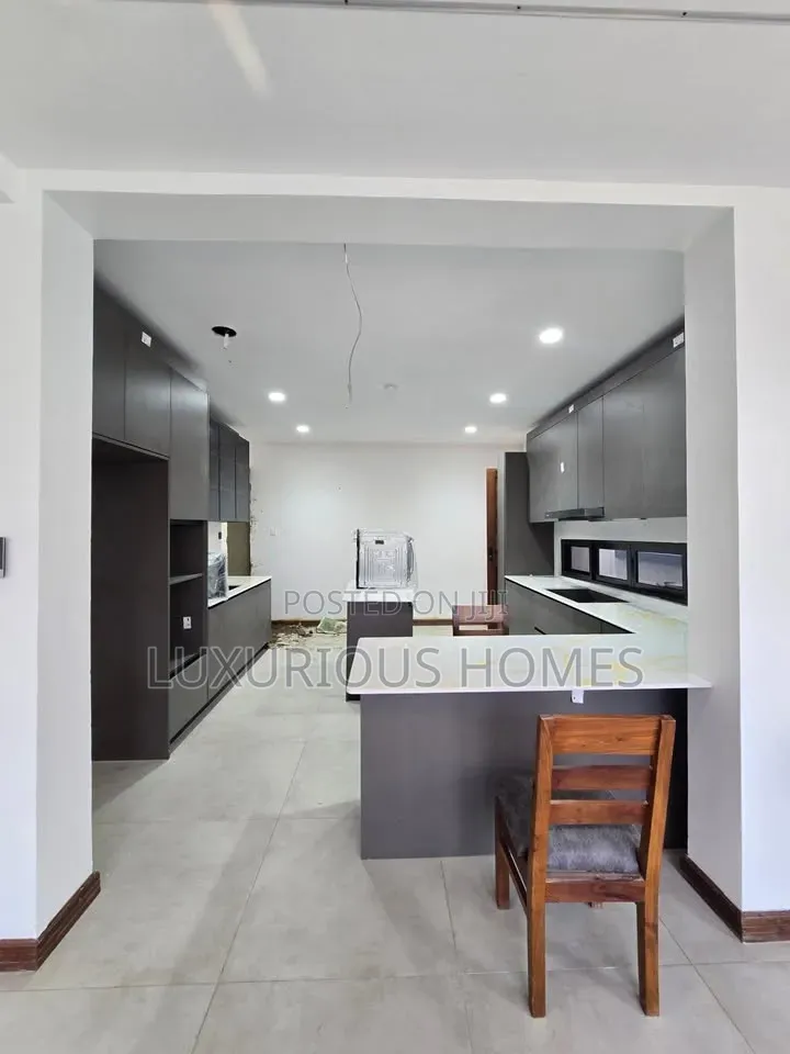 4bdrm Villa in Oyster Bay for rent