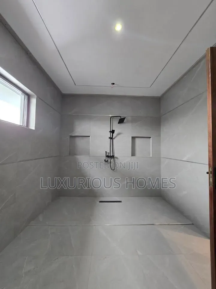 4bdrm Villa in Oyster Bay for rent