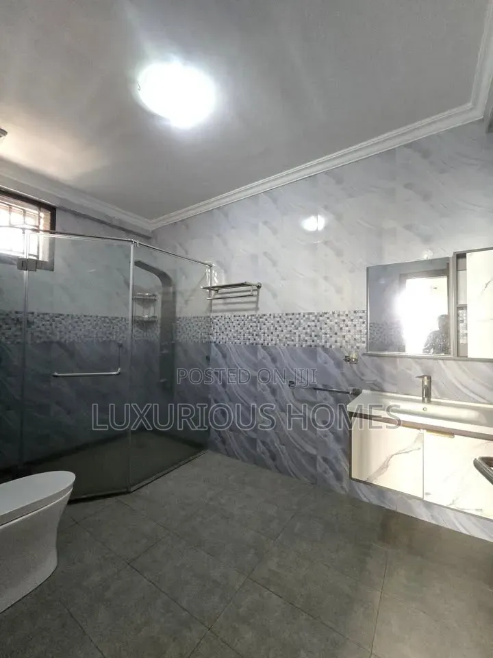 5bdrm Villa in Oyster Bay for rent