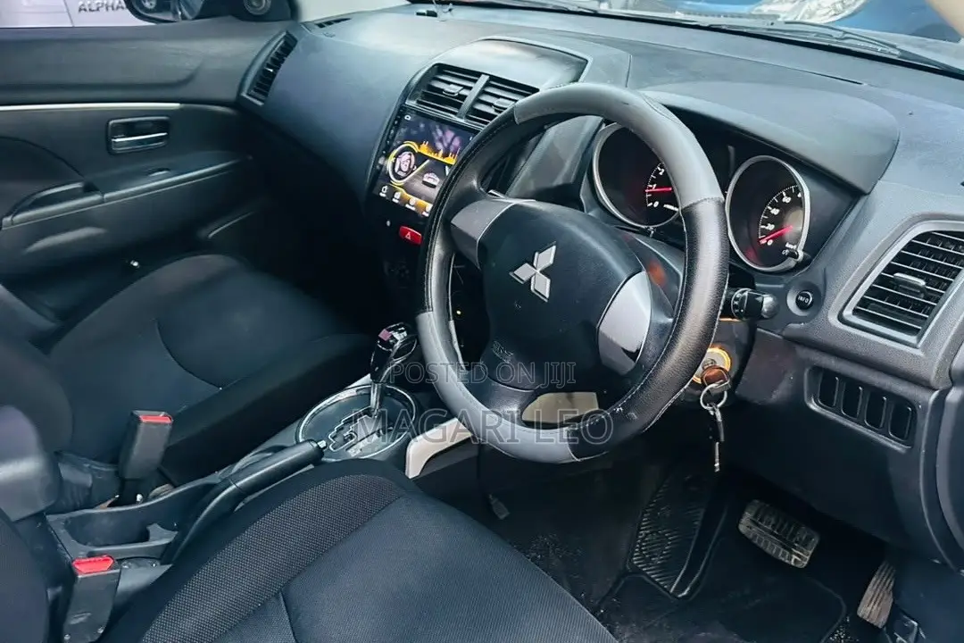 Mitsubishi RVR 2.0 2011 Gray