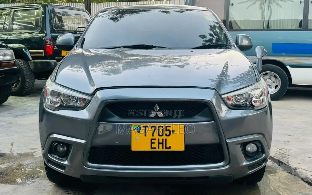 Mitsubishi RVR 2.0 2011 Gray