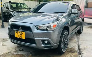 Mitsubishi RVR 2.0 2011 Gray
