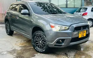 Mitsubishi RVR 2.0 2011 Gray