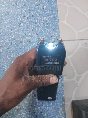 Police Self-Defensive Flashlight