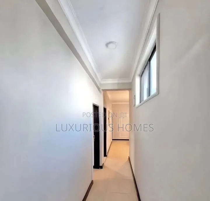 Furnished 2bdrm Apartment in Oyster Bay for rent