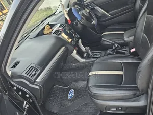 Subaru Forester 2012 Black
