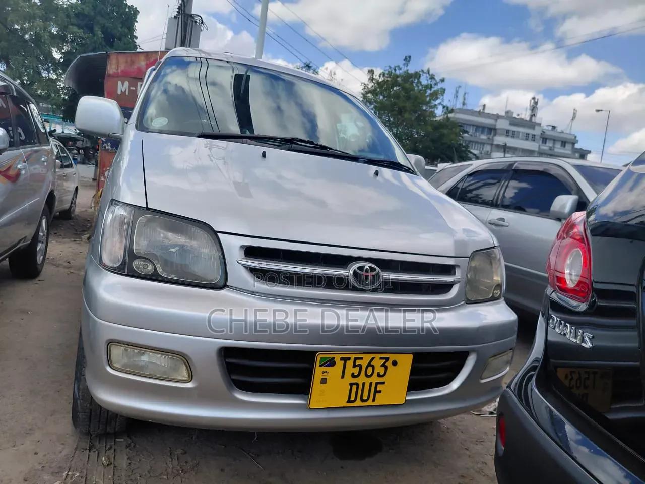 Toyota Noah 2001 Silver