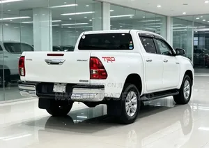 Toyota Hilux 2018 Off white