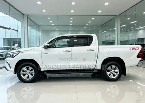 Toyota Hilux 2018 Off white