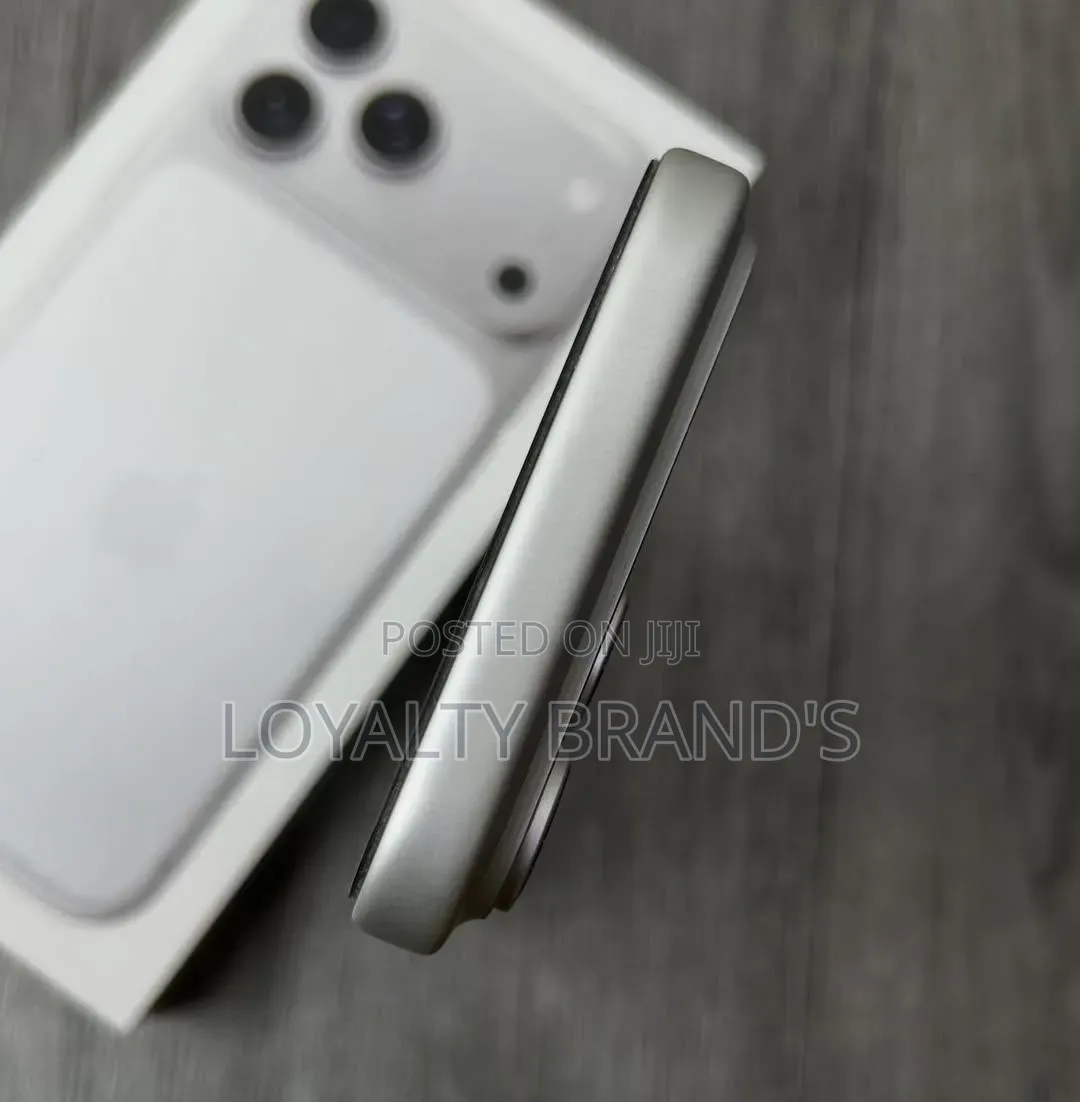 New Apple iPhone 17 Pro Max 512 GB Silver