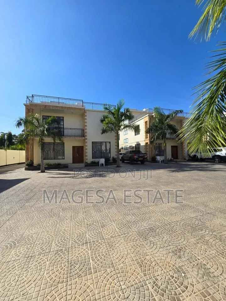 5bdrm Villa in Oyster Bay for rent
