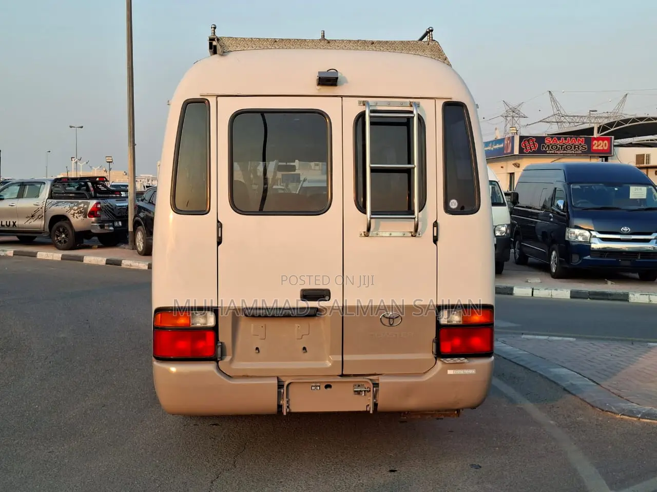 Toyota Coaster 1997 White