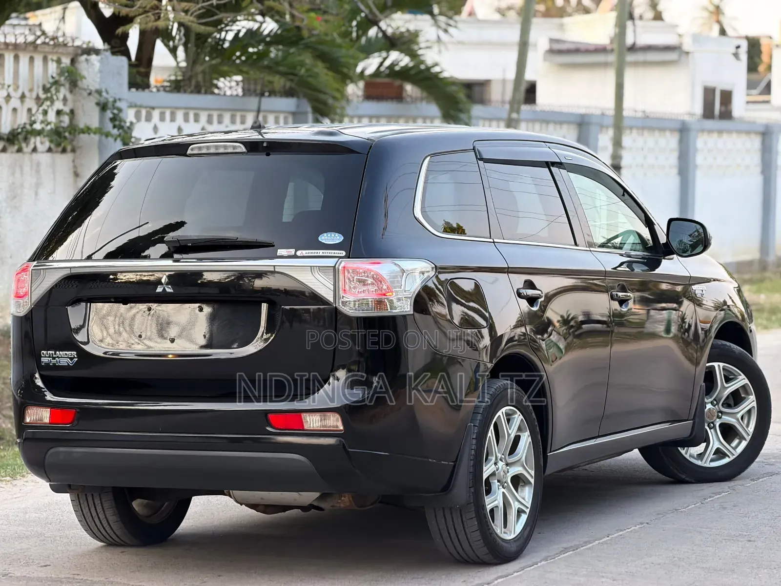 Mitsubishi Outlander 2013 Black