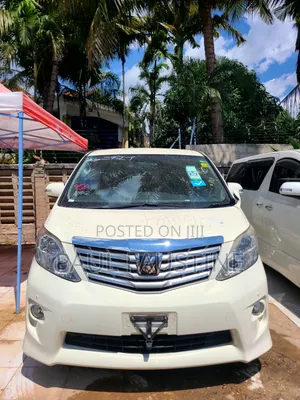 Toyota Alphard 2010