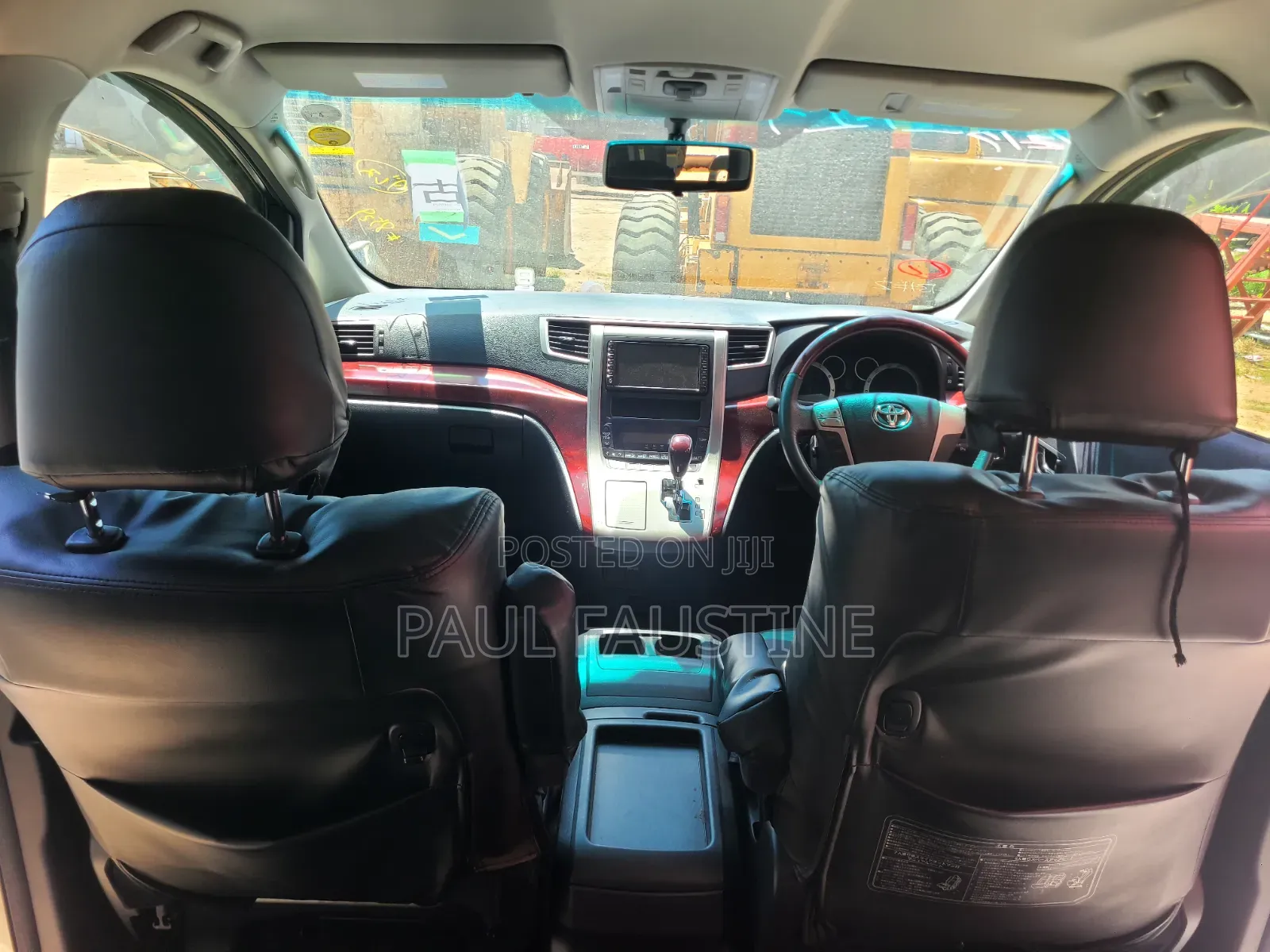 Toyota Alphard 2010
